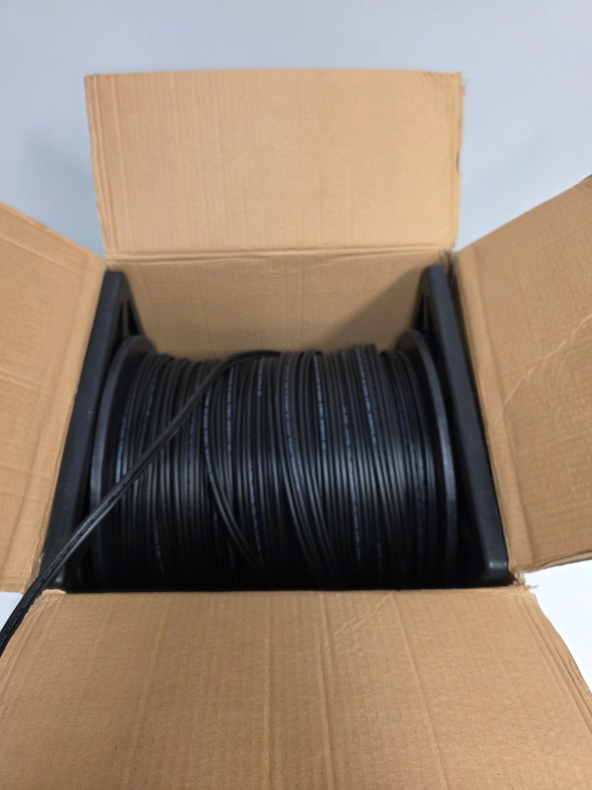 RG59 838 ft. Siamese Coaxial CCTV Cable – Combo 20 AWG RG59 Video + 18/2 18AWG