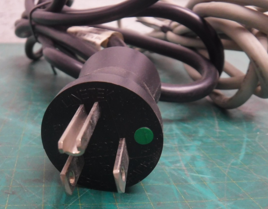 Computar CCTV Camera Zoom 1:1.2 12.5-75 w/ 2 Power Supply & Data Cable