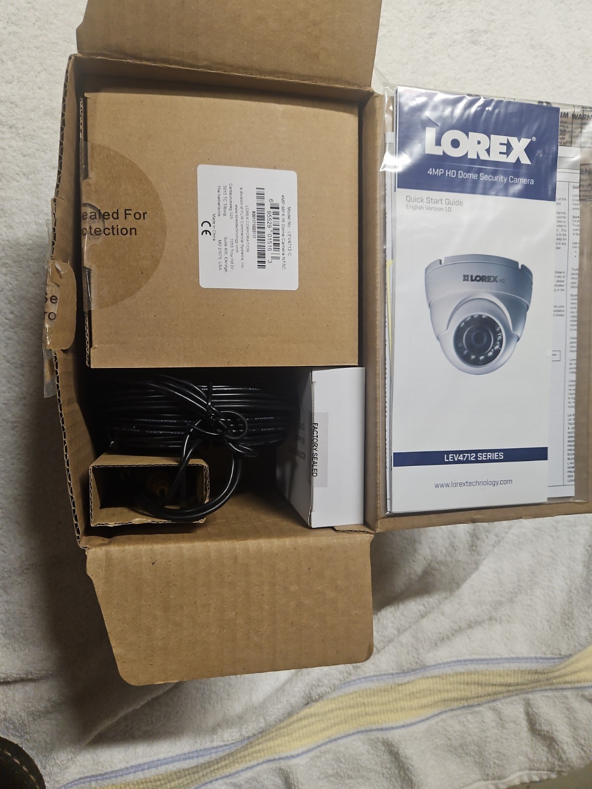 Lorex LEV4712-C 4MP MPX IR HD Weatherproof Night-Vision Dome Security Camera
