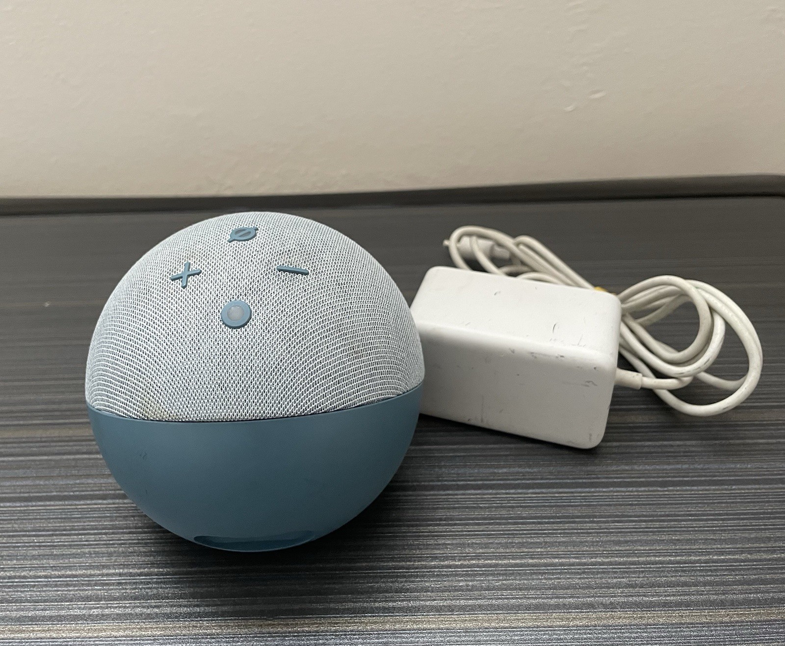 Amazon Echo Dot B7W644 Blue Gray 4th Generation Wireless Bluetooth Speaker -Read