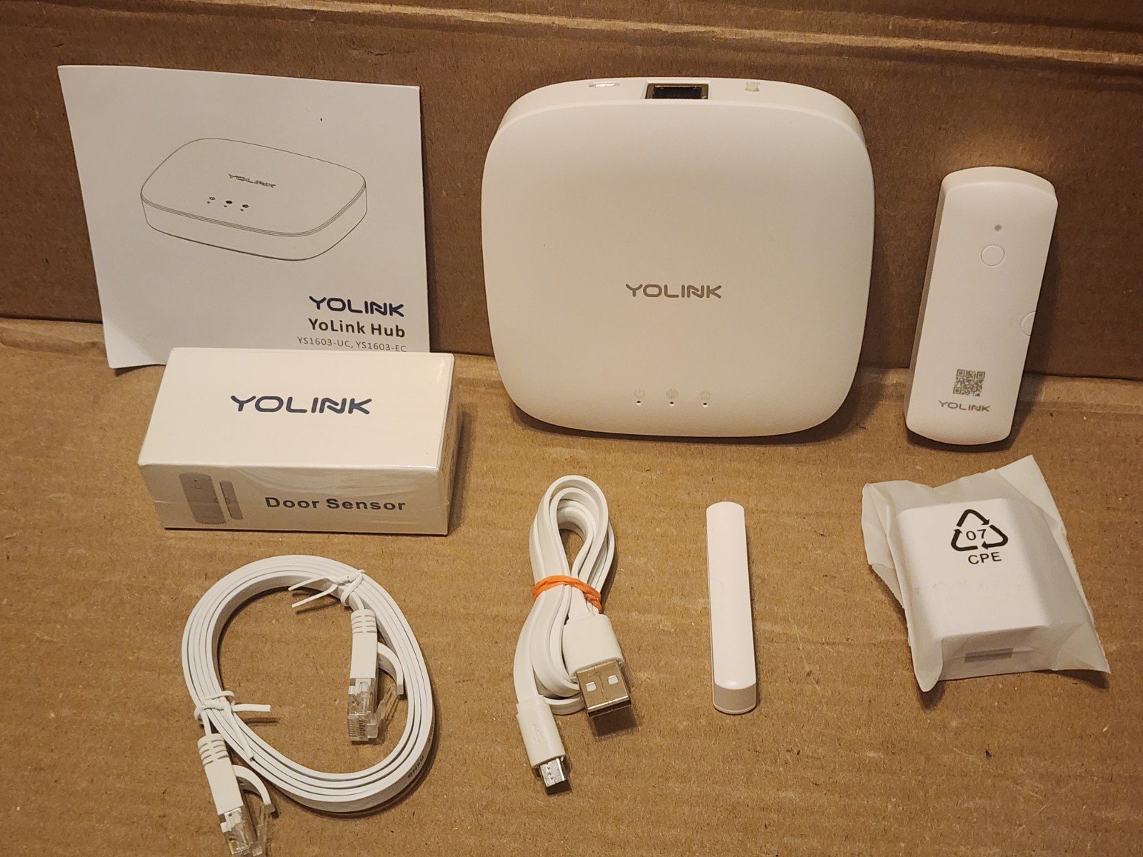 YOLINK Smart Door Sensor Starter Kit Set: 2 Door Sensors & 1 Hub YS1603-UC