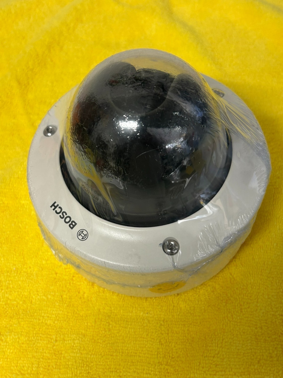 Bosch NWD-495V03-20P Day/Night IP Security Color IP/POE Camera