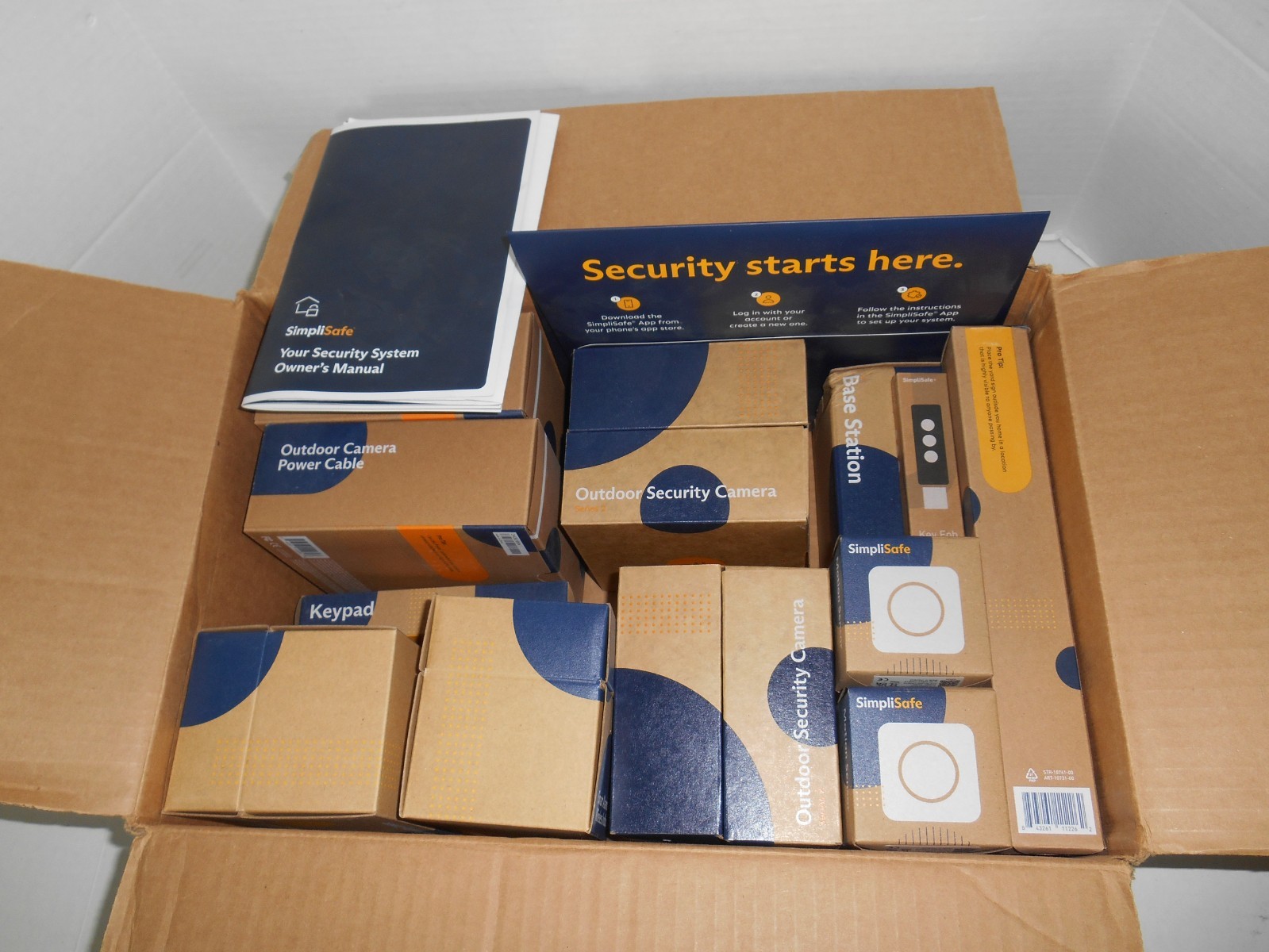NEW SIMPLISAFE SECURITY SYSTEM -INSIDE/OUTSIDE CAMERAS -SENSORS-BASE STATION