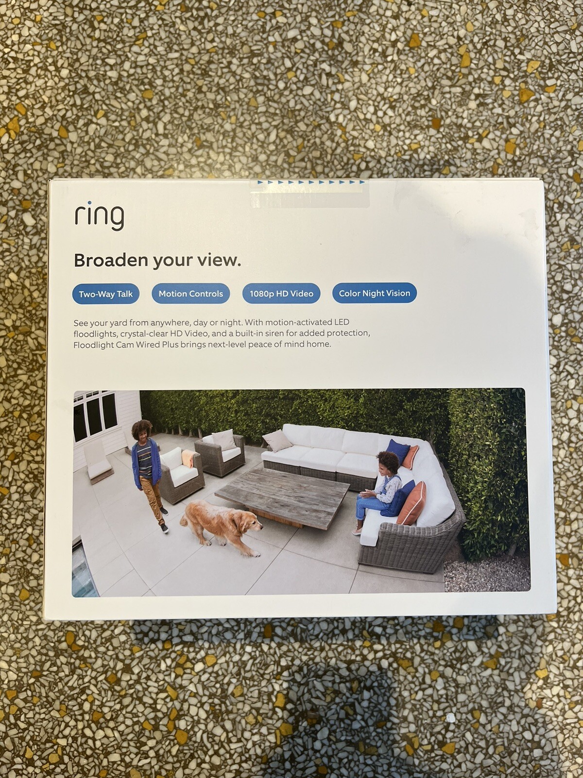 Ring Floodlight Cam Wired Plus **BRAND NEW** 1080p HD White