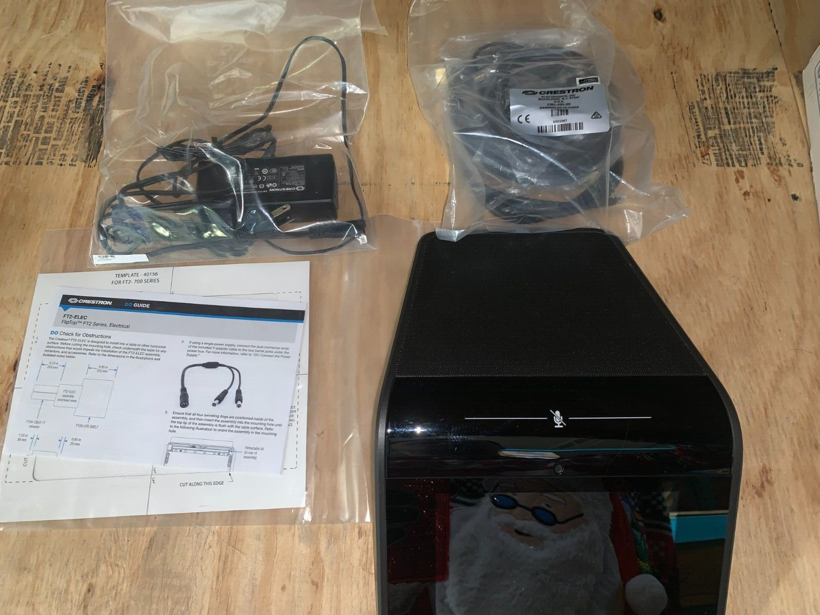 Crestron CCS-UC-1-AV Mercury® Tabletop UC Video Conference Console