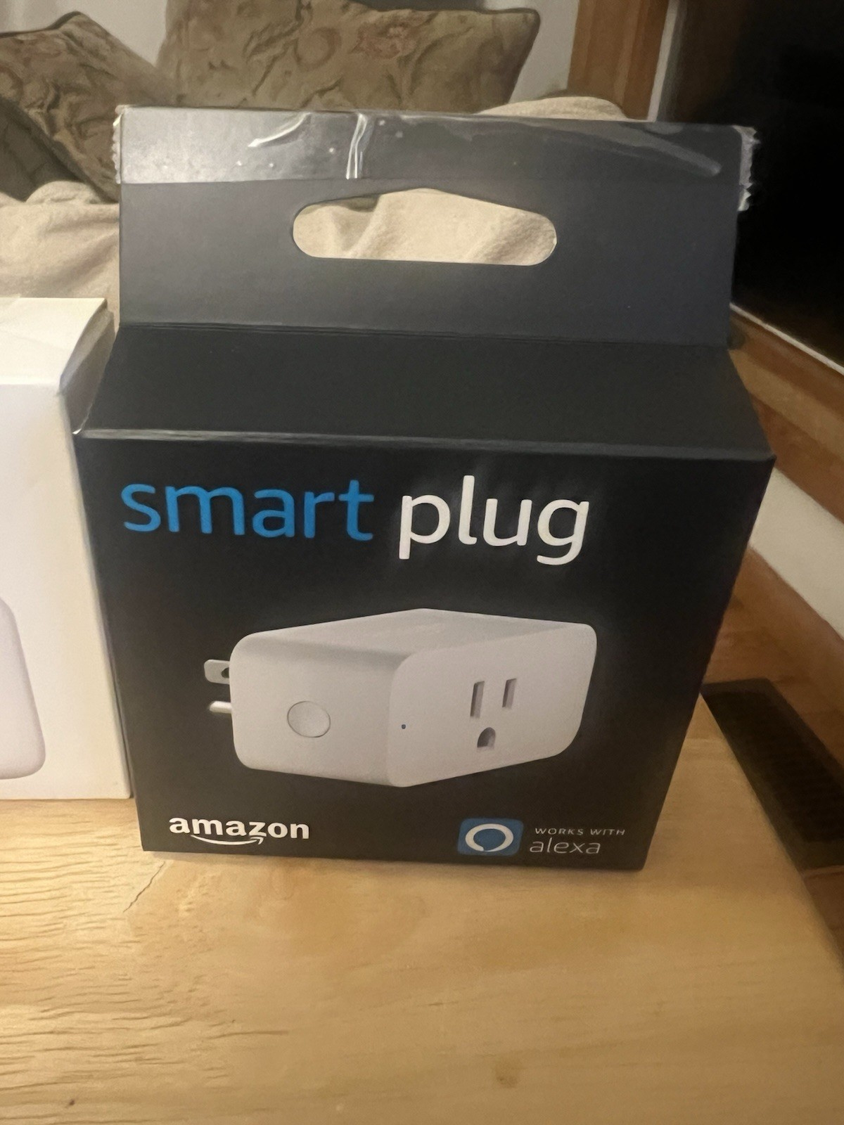 Amazon Alexa White Smart Plug & Apple USB Power Adapter NEW iPhone
