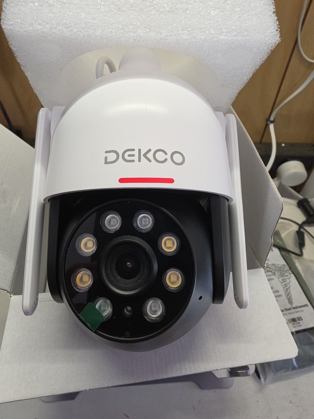 DEKCO 2K HD Wi-Fi Security Camera Outdoor DC5L – 3MP Pan/Tilt Color Night Vision