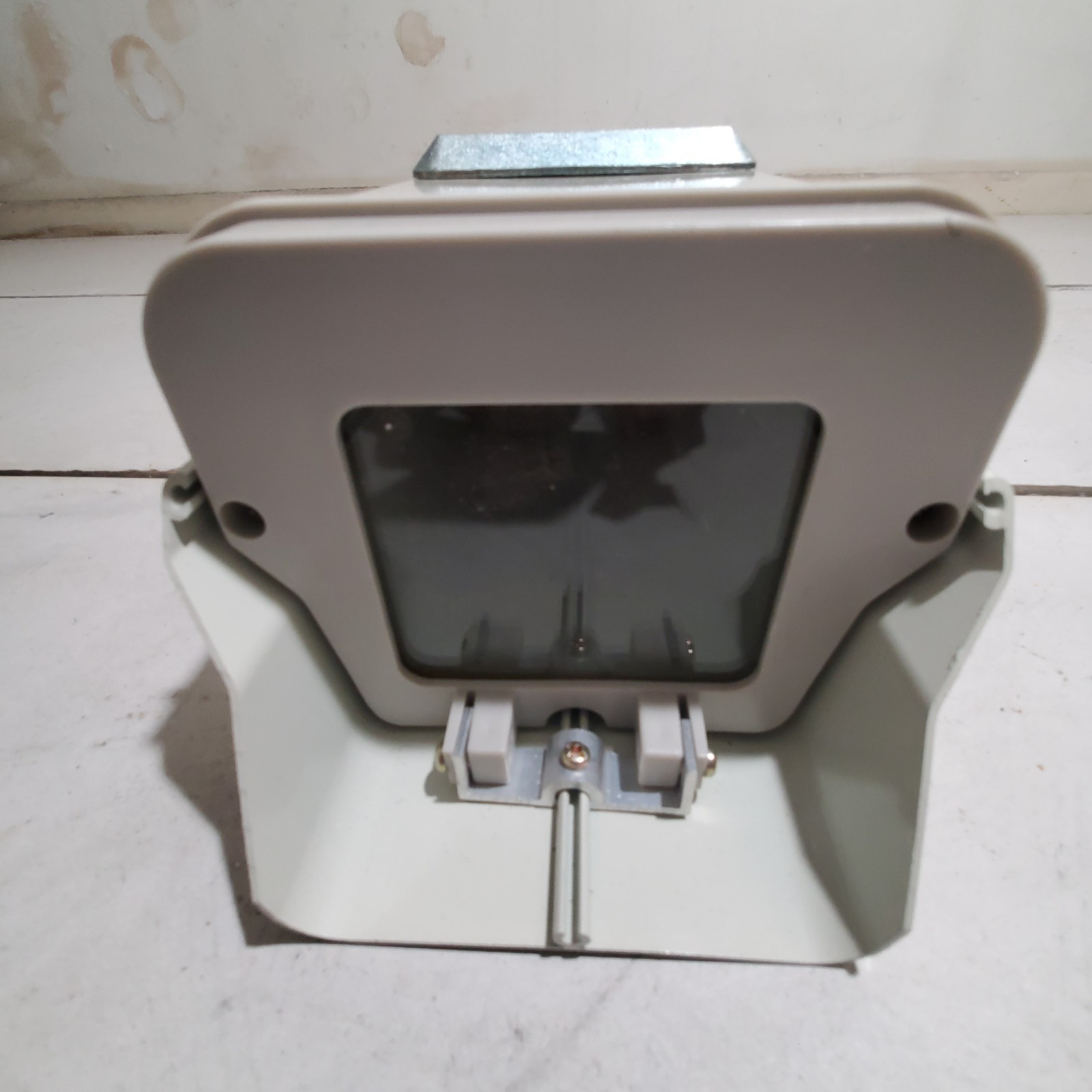 CCTV Security Camera Housing Weatherproof White Electrical Enclosure Box