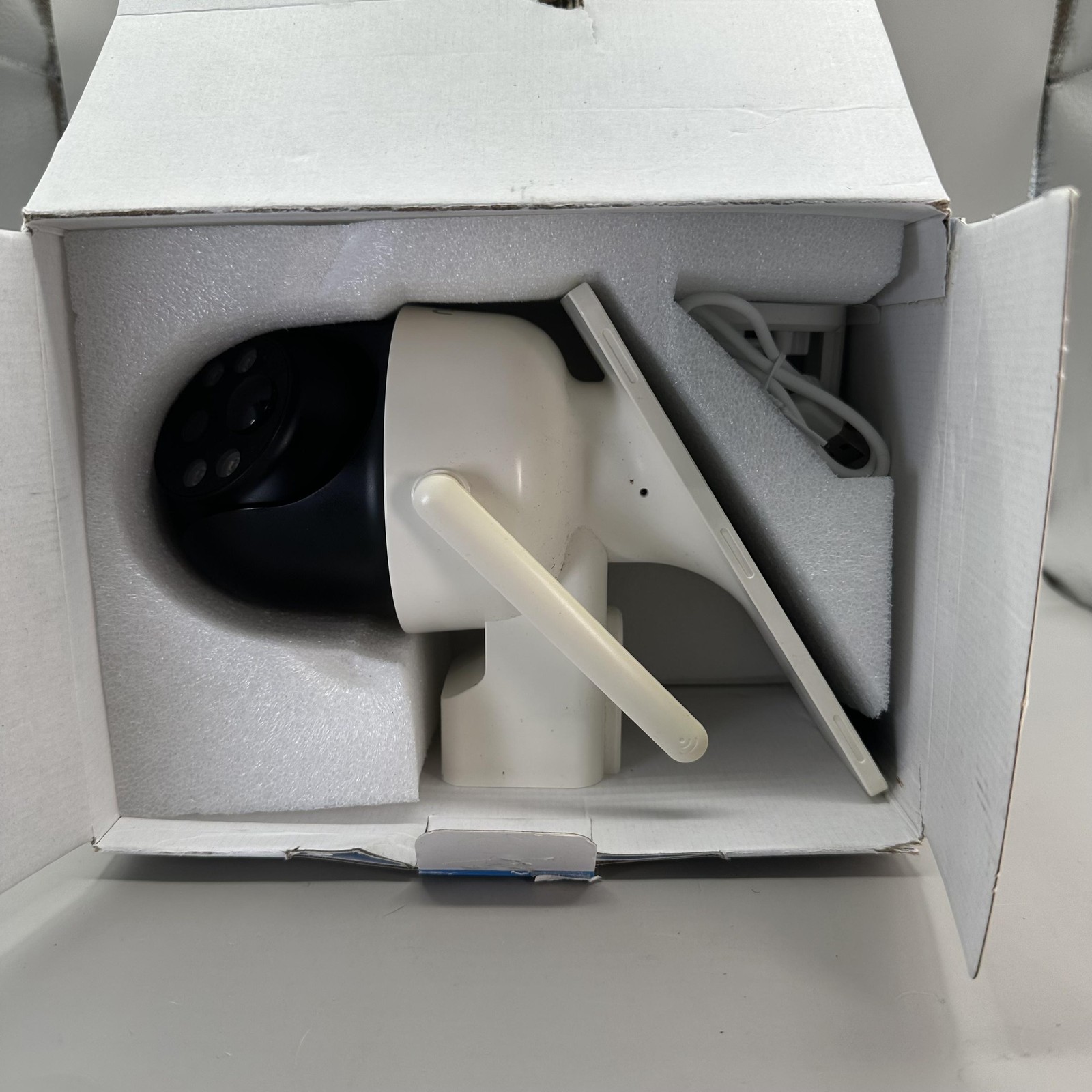 AOSU Solar-Powered Wireless Security Camera SolarCam D1 Night Vision *PARTS ONLY