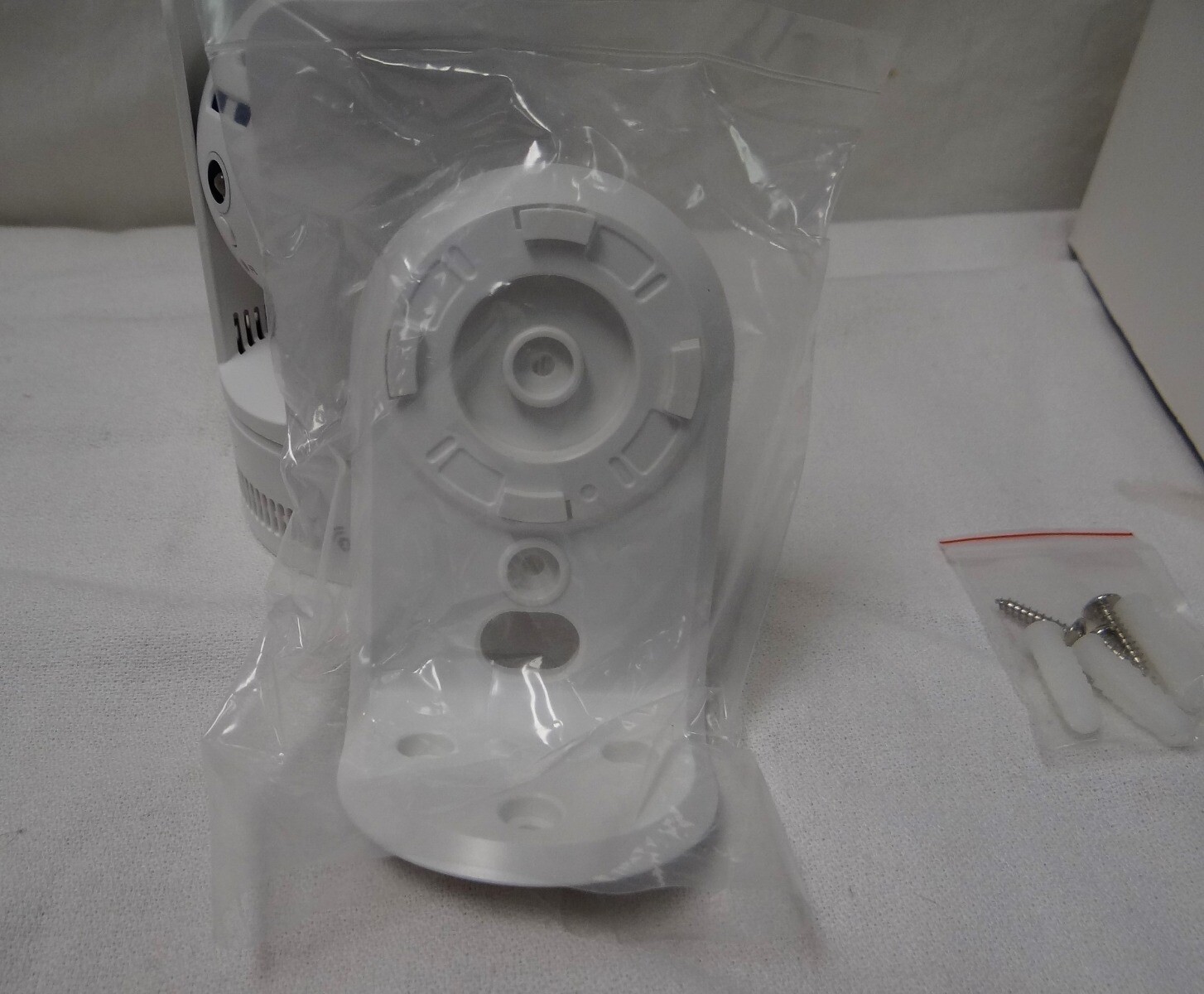 Z-Wave Camera Gateway 1MP HD Indoor IR Pan-Tilt Wifi IP Camera