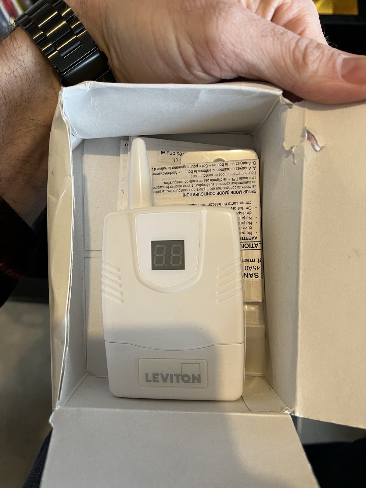 Leviton 45A00-1 Wireless Receiver 64 Zone White 021-SY450