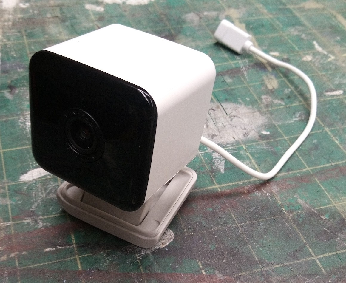 Kangaroo Indoor + Outdoor Cam Wired Security Camera (chime included)