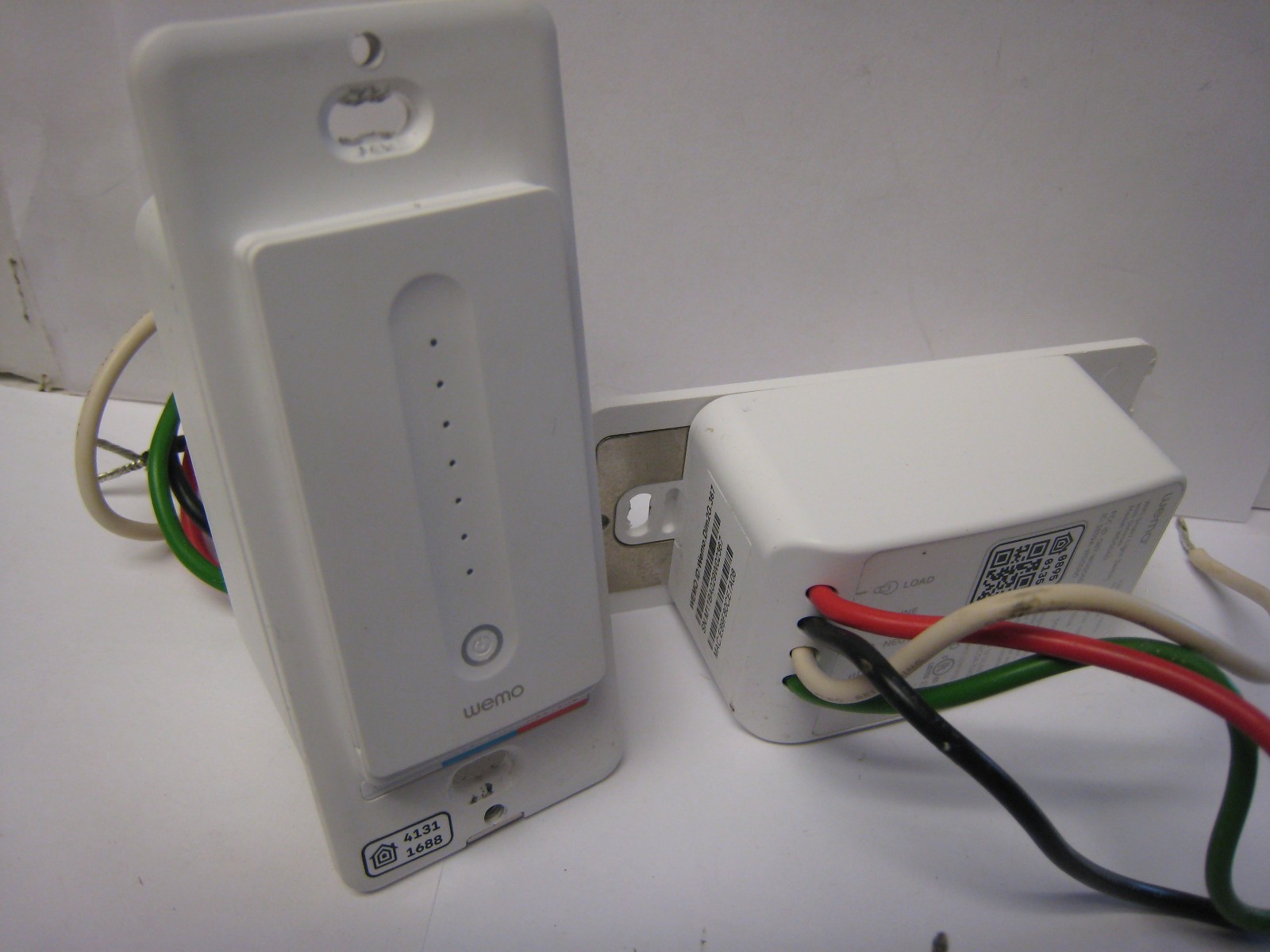 2 yes 2 Wemo WDS060 Wi-Fi Smart Dimmer Light Switch Nest/Alexa/Google Clean Used