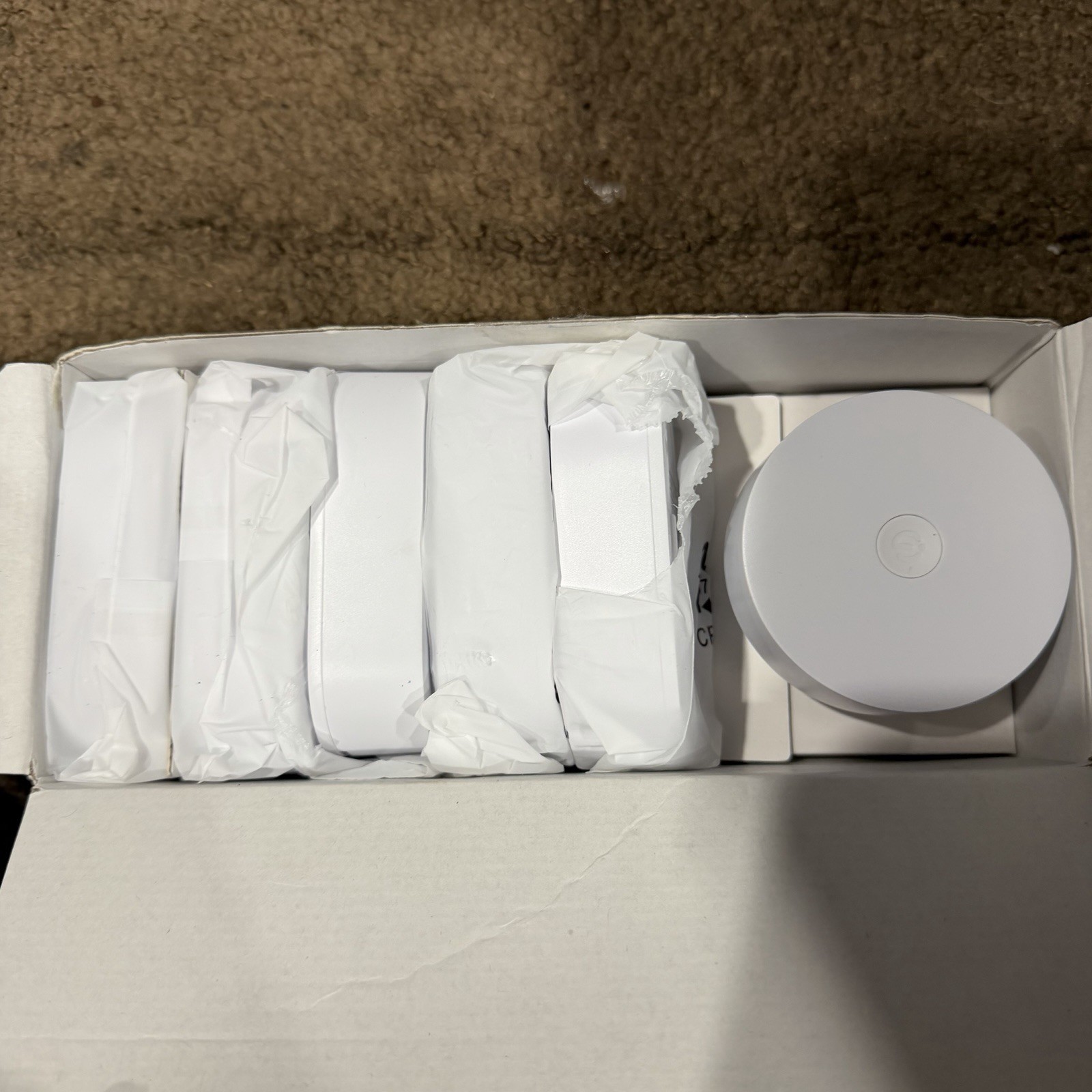Govee Life Water Leak Detector 1s w/ Smart Gateway 1s H5059+H5044 1 +5Pack