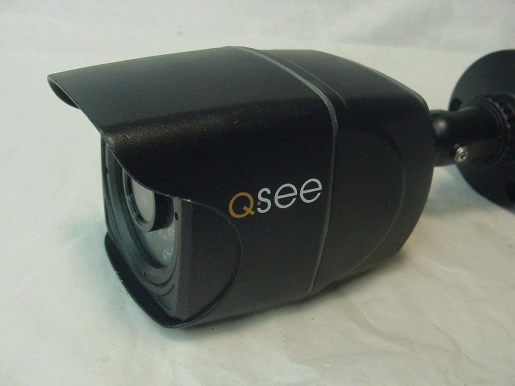 Q-SEE COLOR SECURITY CAMERA CAMERA QD9701B4