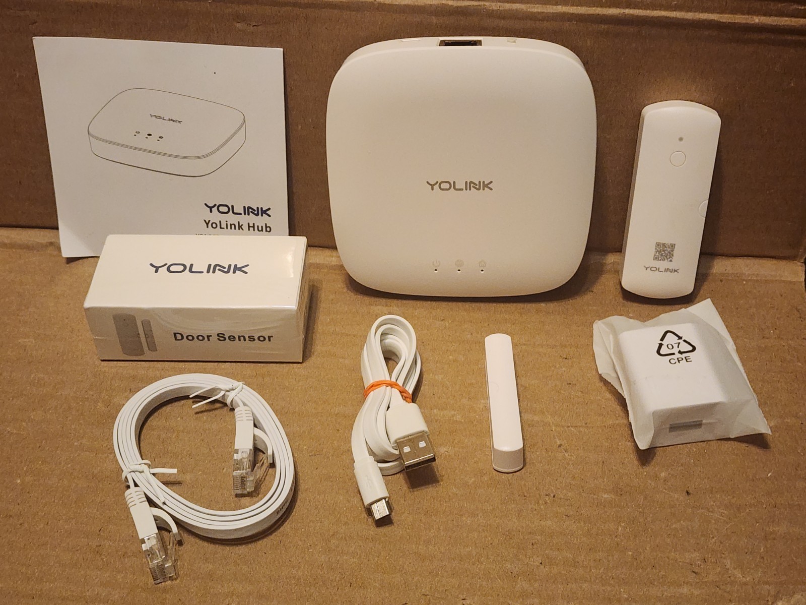 YOLINK Smart Door Sensor Starter Kit Set: 2 Door Sensors & 1 Hub YS1603-UC