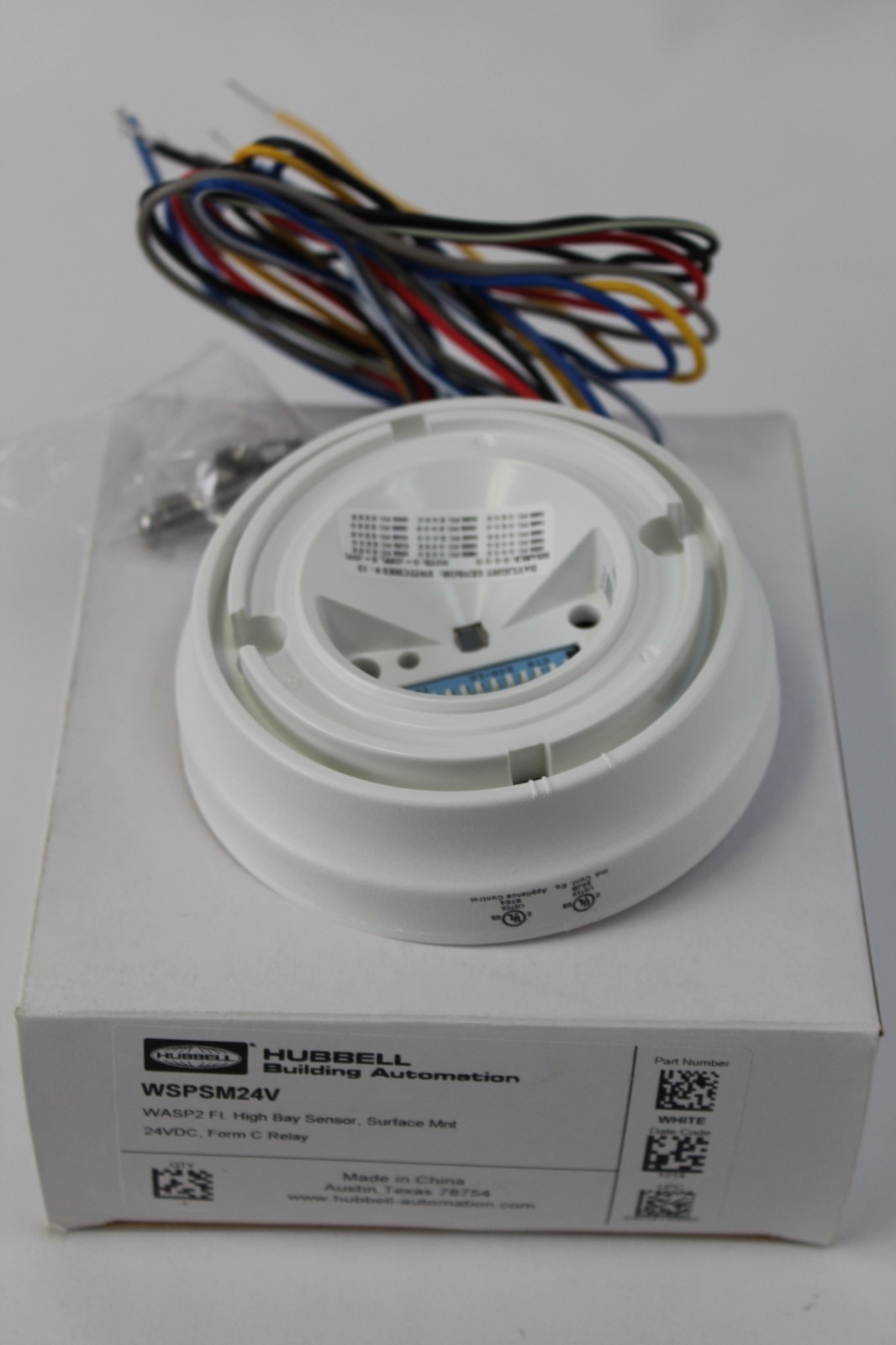 Hubbell – WSPSM24V – WASP2 FI. HIGH BAY SENSOR, SURFACE MNT. 24VDC