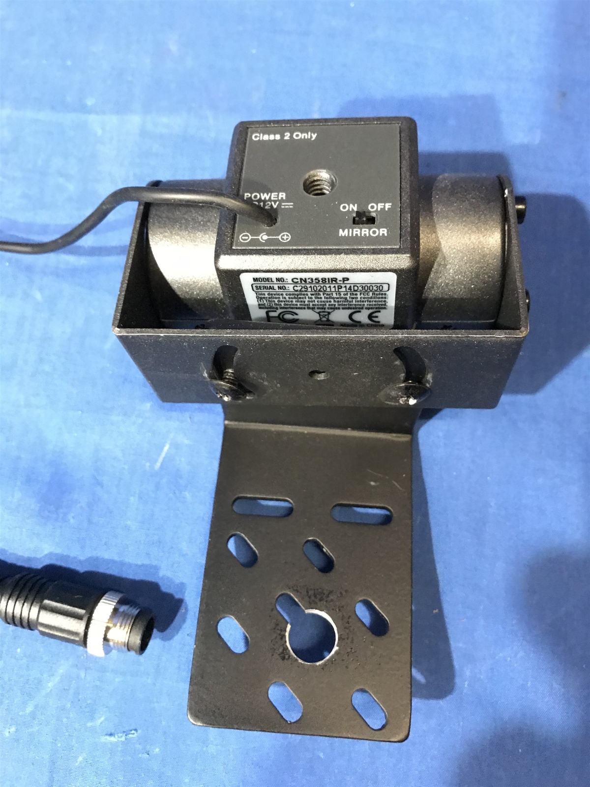 Arbitrator CN358IR-P VIDEO CAMERA CAMCORDER w/ L-shaped bracket Free Shipping