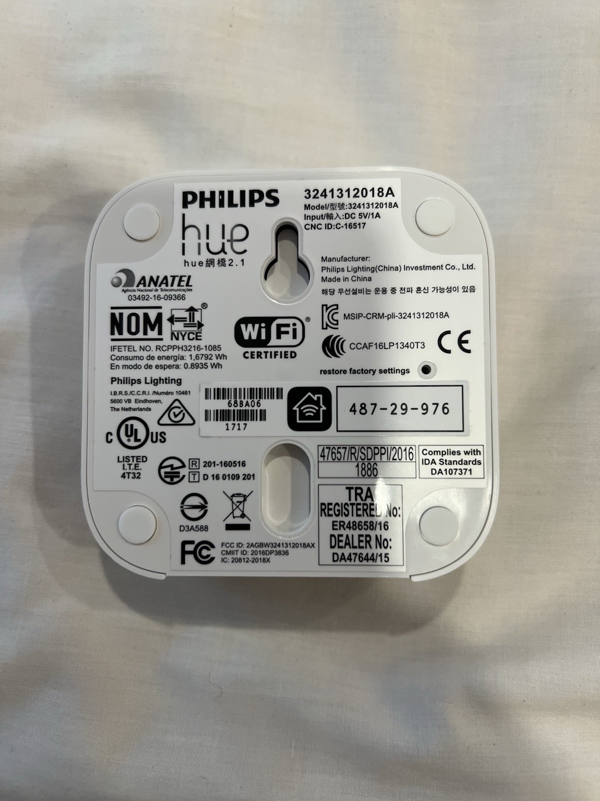 Phillips Hue Bridge Hub Model 458471 No Power Supply or Ethernet Cable