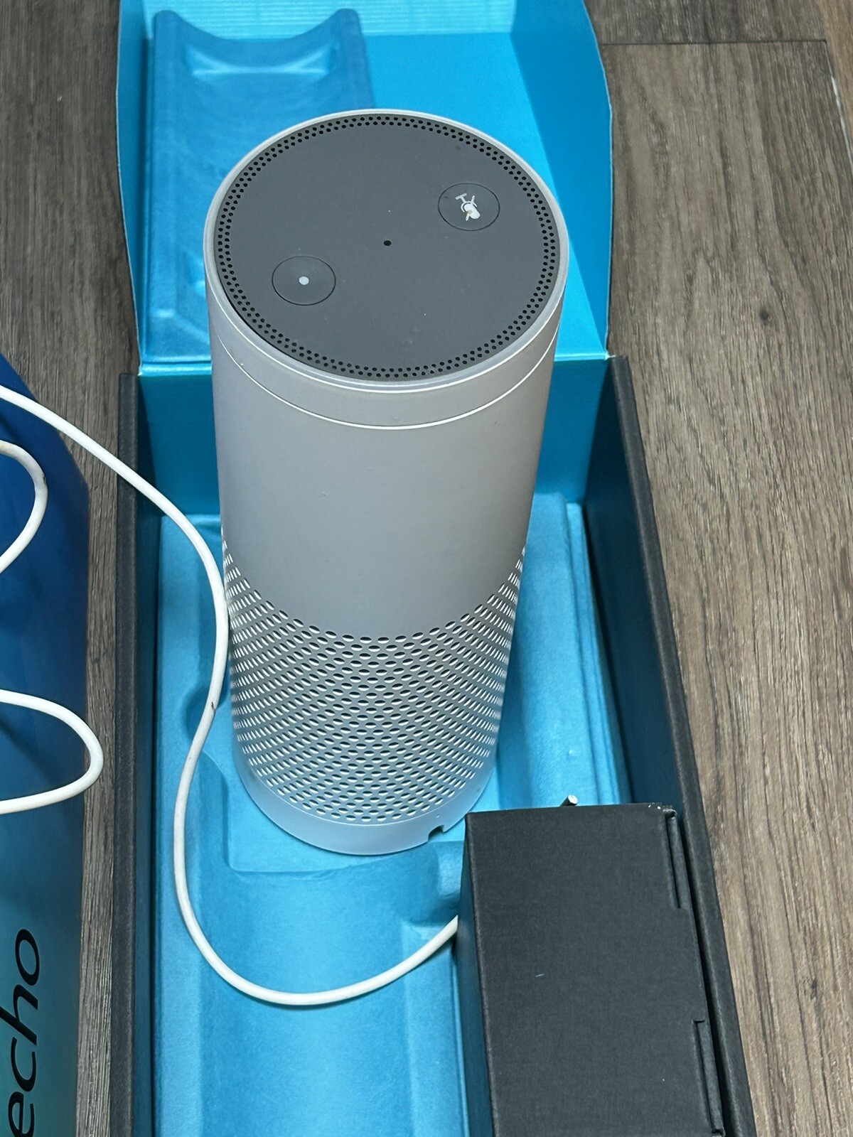 Amazon Echo Alexa Bluetooth Wi-Fi Smart Speaker 1st Generation White