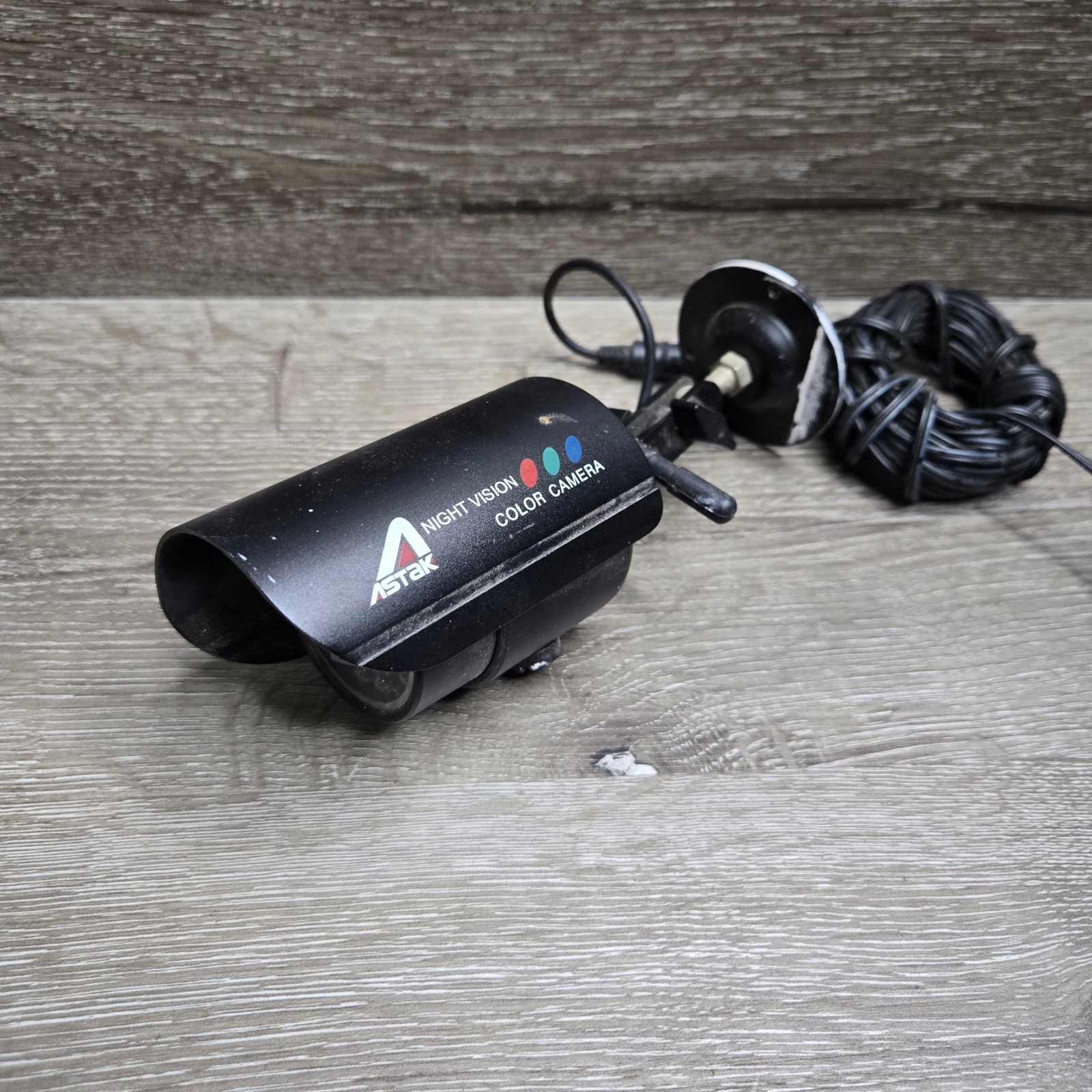 Acoustic Research AW825 Wireless Audio Transmitter and Color Night Vision Camera