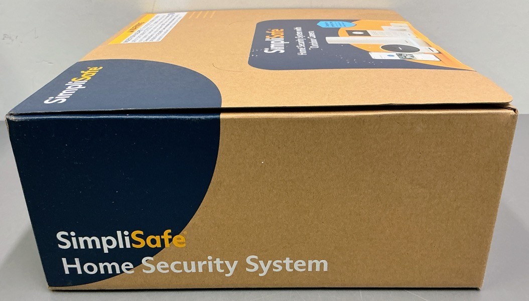 SimpliSafe 13pc Security System with Series 2 Outdoor Camera