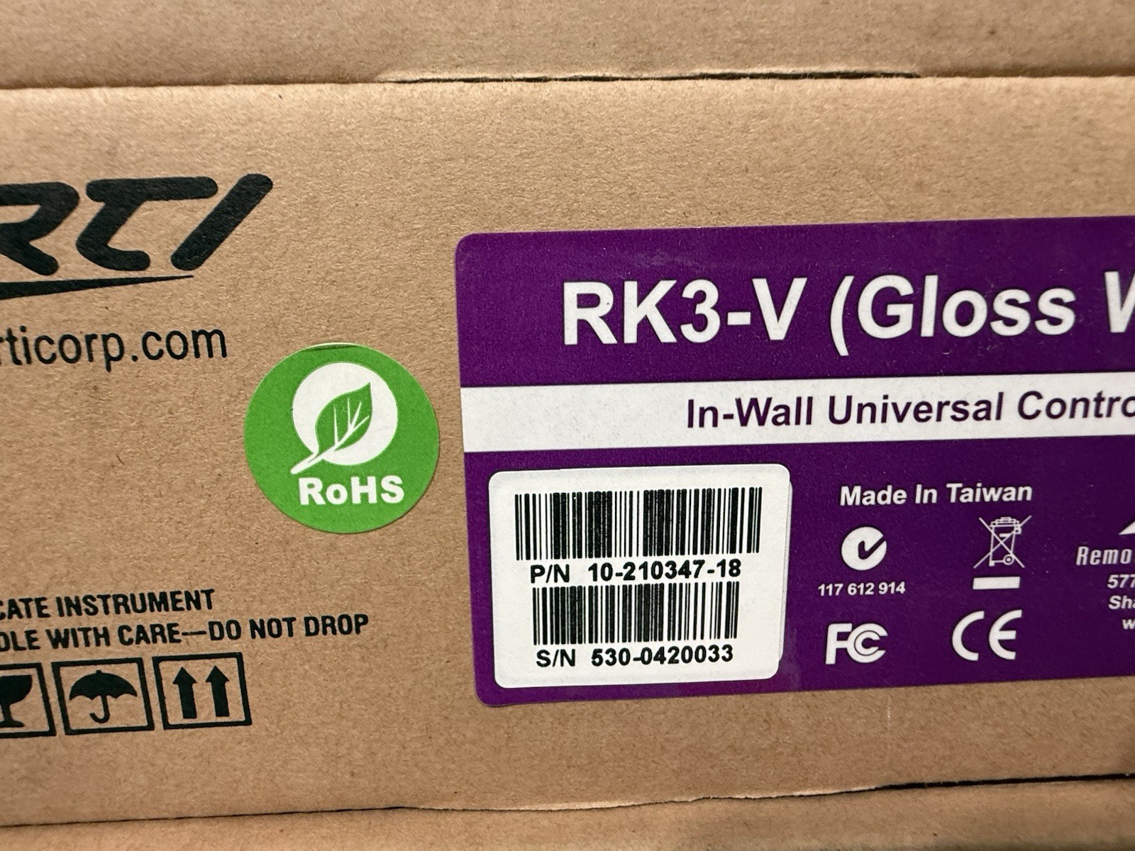 RTi RK3-V RKV3 In Wall Universal Touchscreen Controller Gloss White (PRICE FOR 1