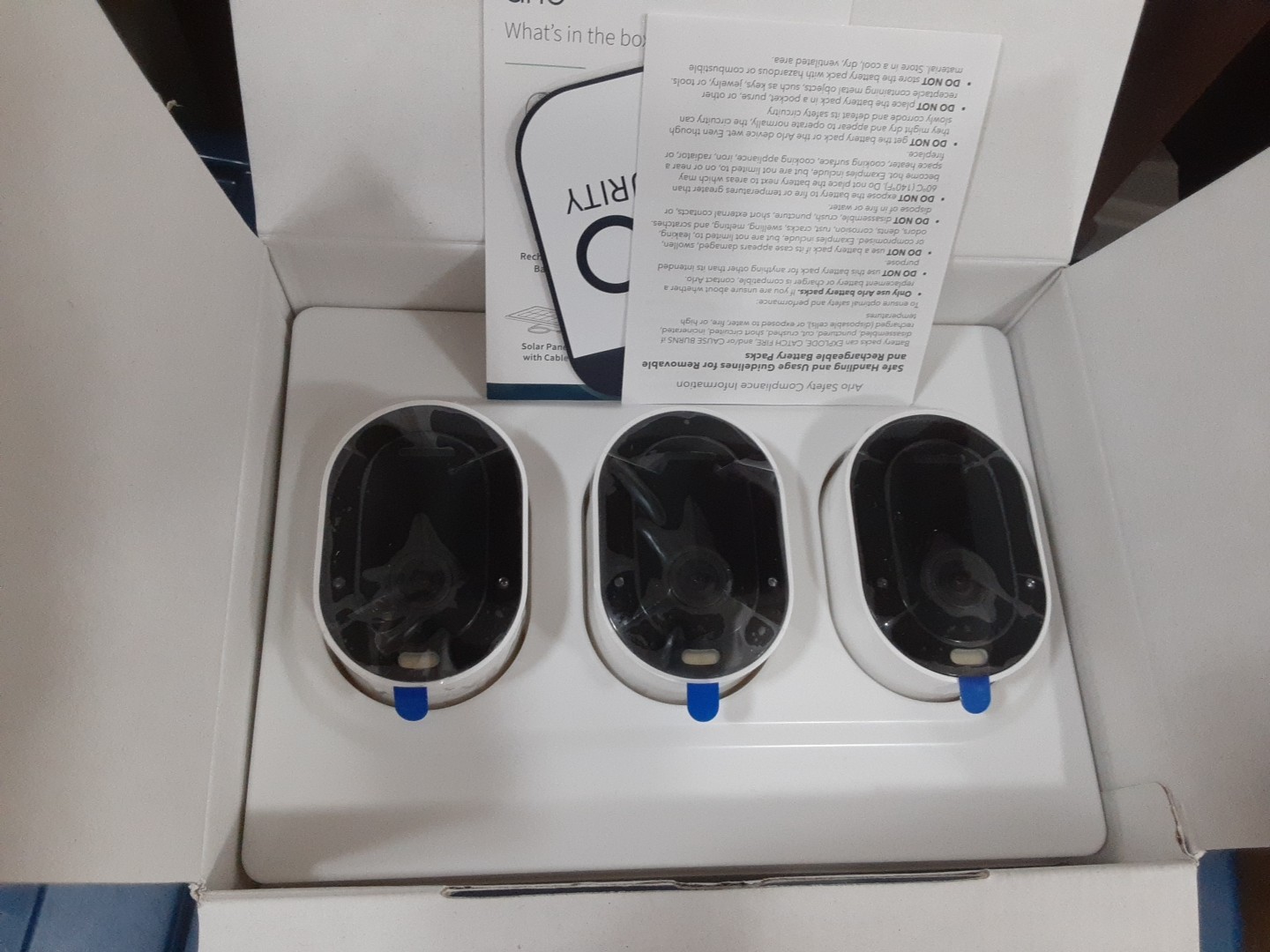 Brand New, Open Box, Arlo Pro 4 3-Cam Kit with Bonus Solar Panel – White, 2K 📹