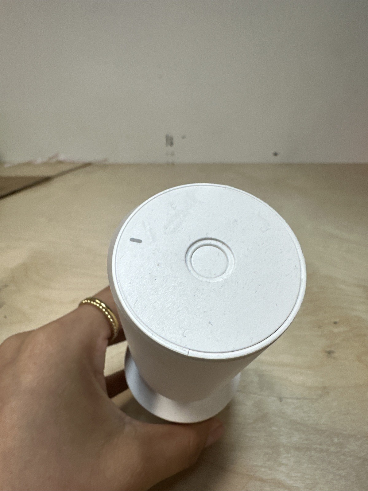 Ring 5F93F2 White Compact Pan-Tilt Indoor Security Surveillance Camera