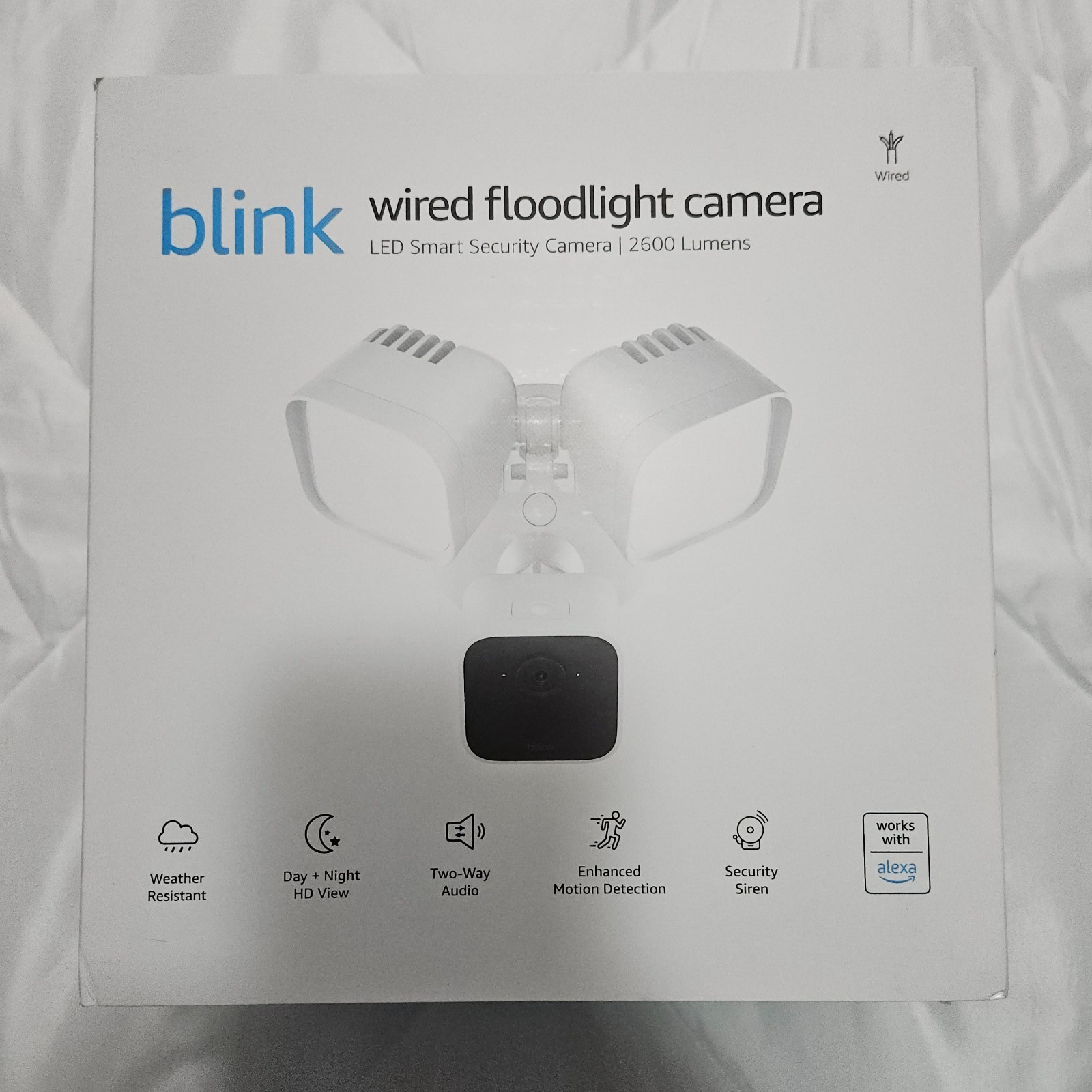 Blink Wired Floodlight Camera, Smart security camera, 2600 lumens, HD WHITE