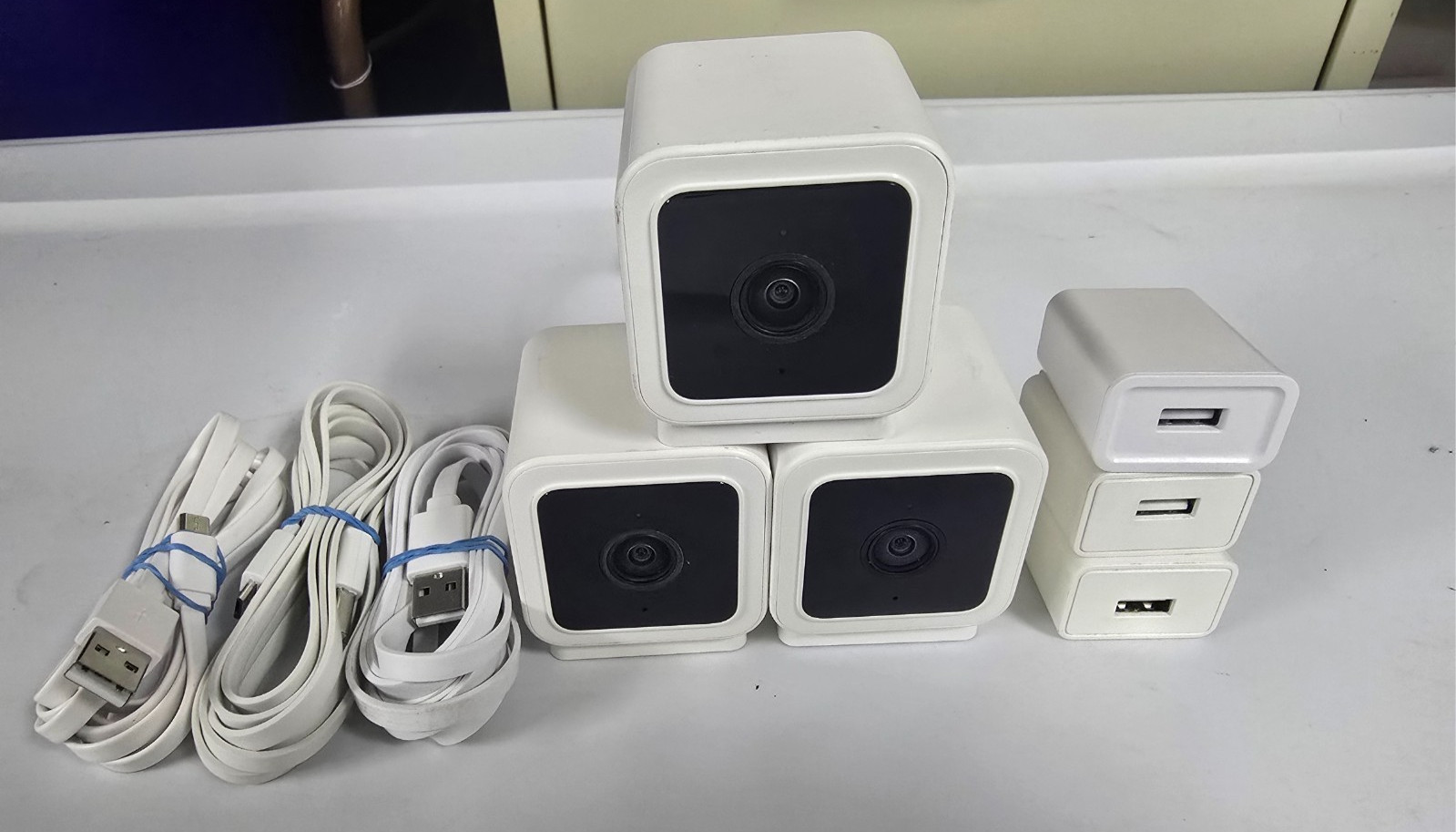 🔥LOT OF 3 WYZE Cam V3, 1080P HD WiFi Wired Indoor/Outdoor Security Camera🔥