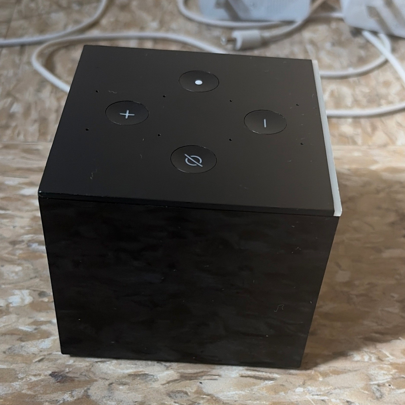 Amazon Echo Dot Black Smart Speaker Alexa Bluetooth Wi-Fi 3.5mm Mute Touch