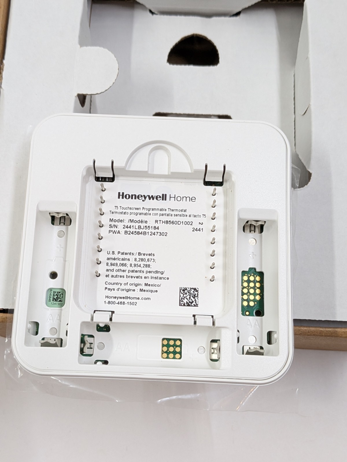 New Honeywell T5 Programmable Thermostat White RTH8560D1002