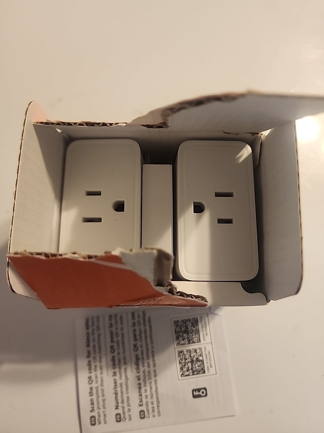 Amazon Basics Smart Plug, Works with Alexa Only, 2.4 Ghz Wi-Fi, No Hub Required,