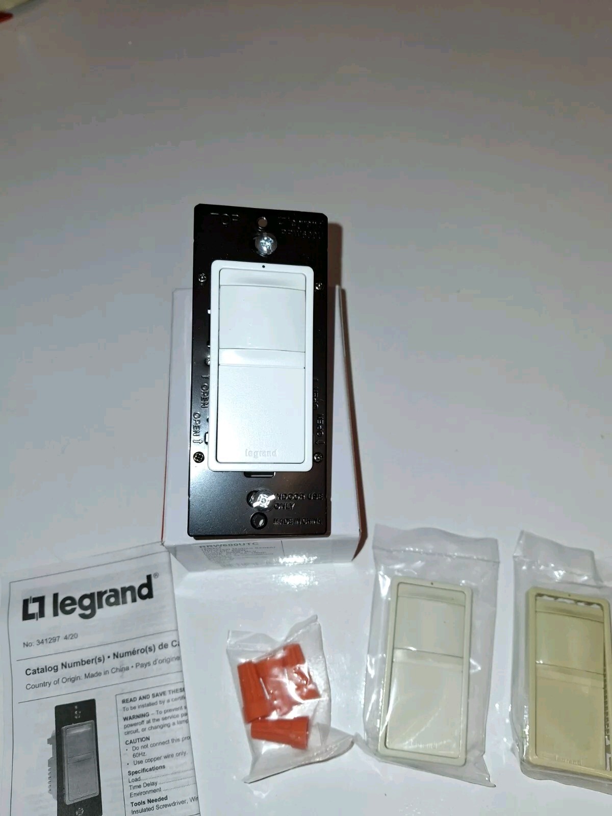 Lot Of 5-Legrand Radiant RRW600UTC Single Pole 3-Way Occupancy Sensor Switch