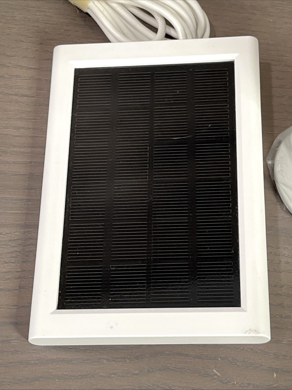 Arlo Essentials Add On 2K SecurityCamera, VMC3050, w/Solar Panel VMA6600