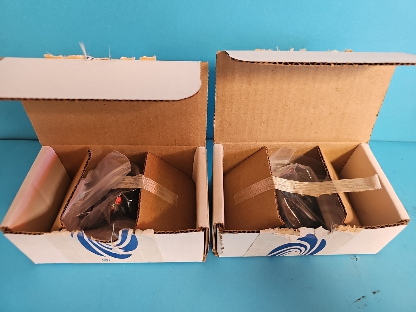 Lot Of 2 Crestron MK-QM-RMCRX Wall Mount Kit 6501053 ROHS Free Shipping