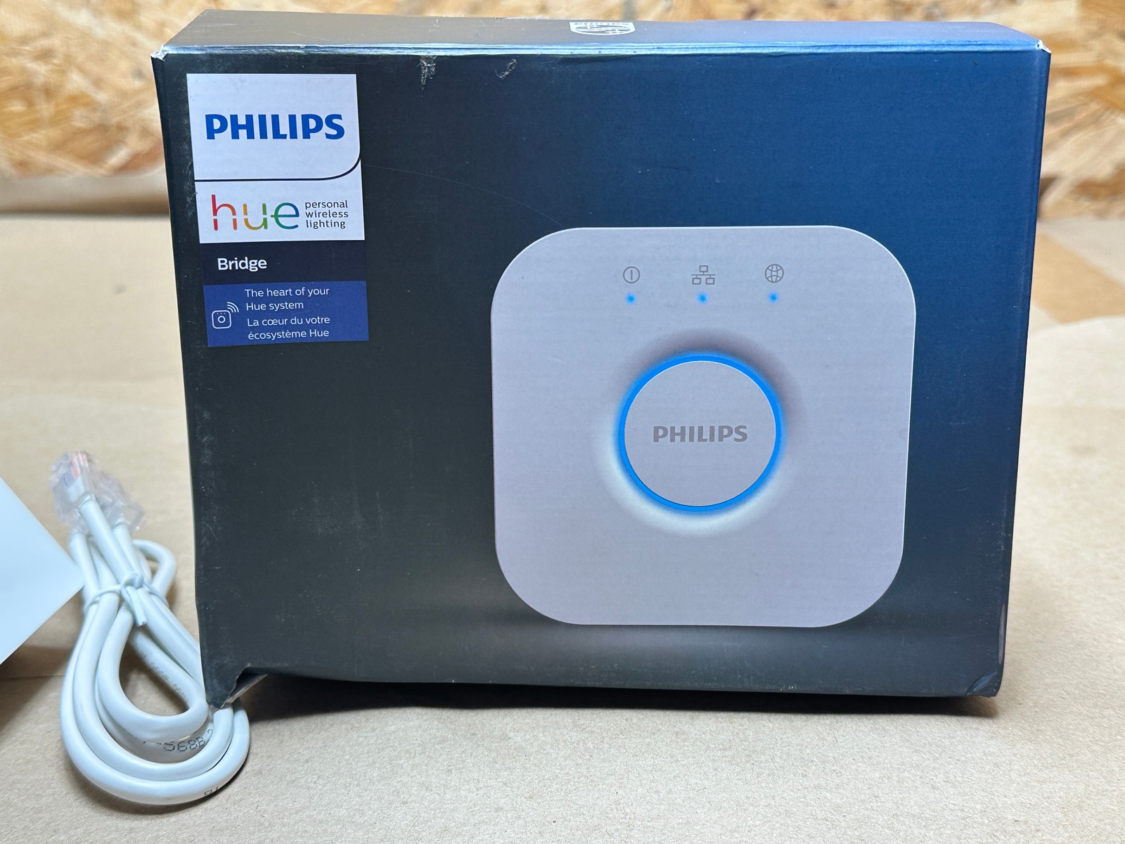 Philips Hue Bridge (3rd Generation) Lighting Controller Hub – White