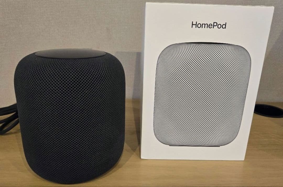 Apple HomePod Smart Speaker 1st generation Space Gray Tested W/Box
