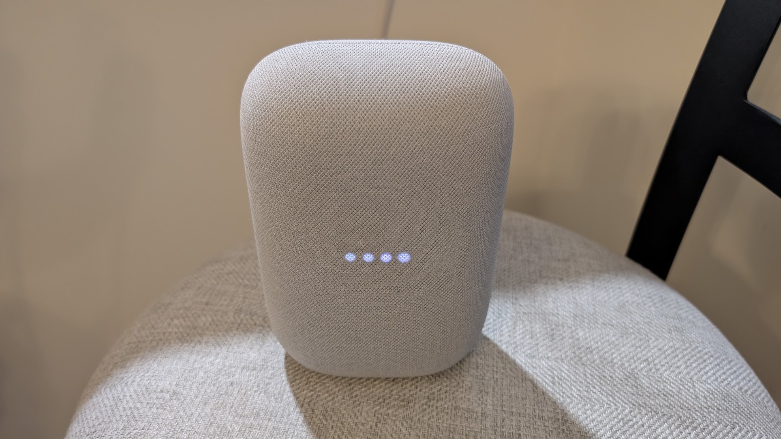 Google Nest Audio Smart Speaker – Chalk