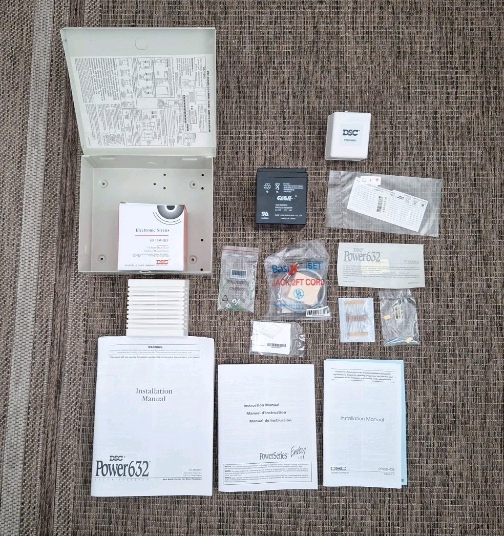 DSC PowerSeries #0602 DC KIT-120 NO KEYBOARD SOLD AS IS -PARTS SHOWN