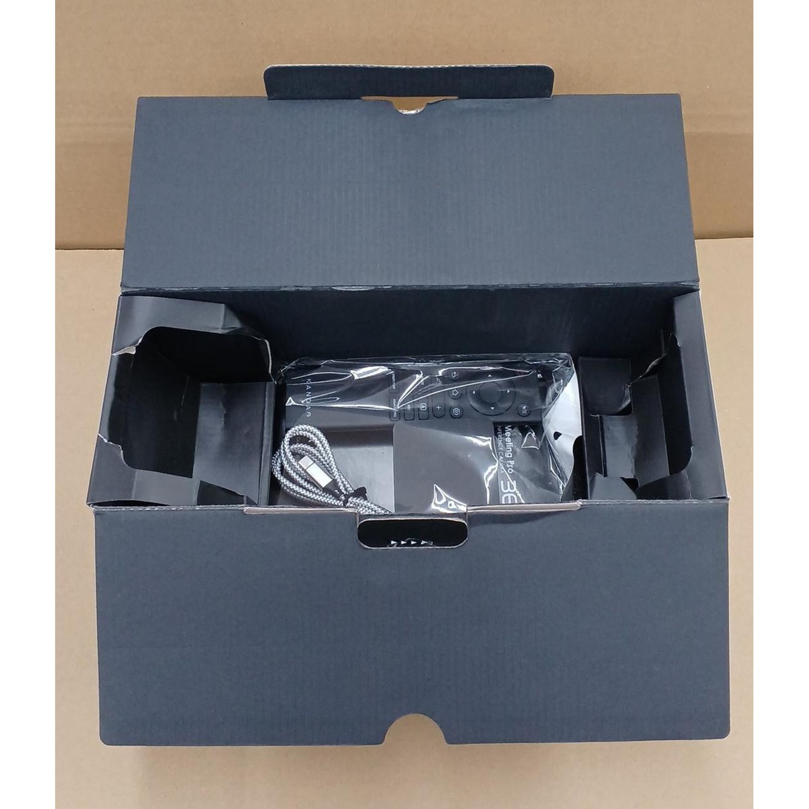 Kandao Meeting Pro 360° 4K Webcam AI Tracking 8-Mic Noise Canceling Used