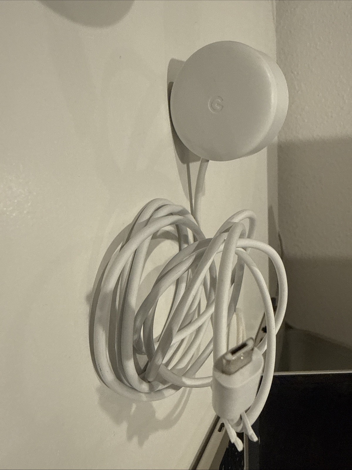 Google Nest Home Mini 1st Generation H0A Smart Assistant Speaker & Power Cord