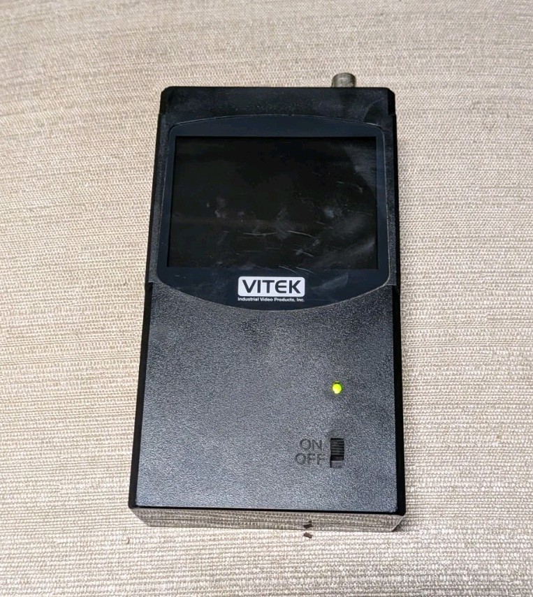 VITEK VTM-LCD351 SERVICE MONITOR: 3.5”, color