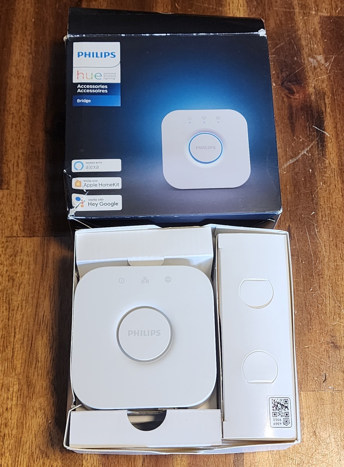 Philips Hue Bridge Latest Generation 458471 NEW OPEN BOX