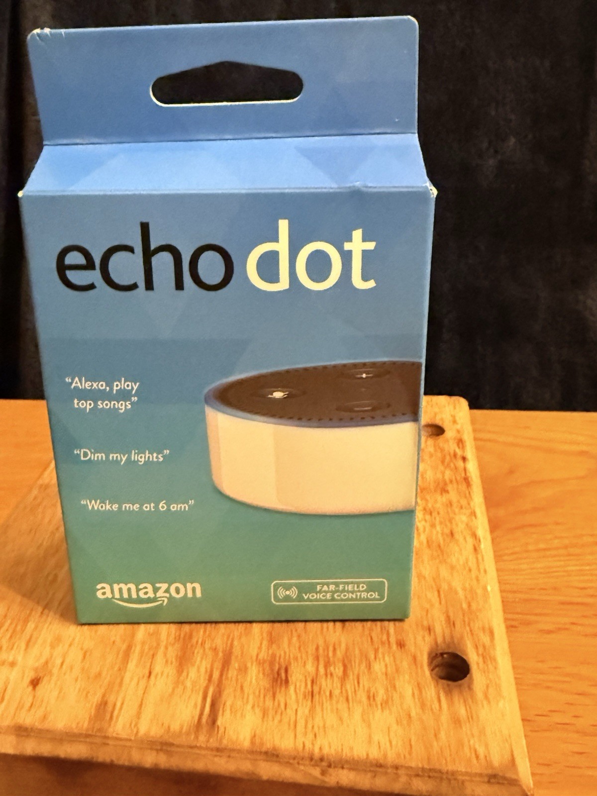 Amazon Echo Dot (2nd Gen) Alexa Smart Speaker Wi‑Fi/Bluetooth Black/White