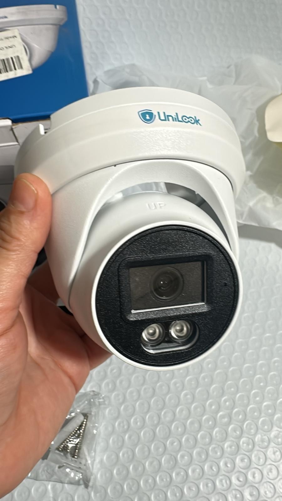 UNILOOK 4MP IP PoE Turret Camera Audio Mic 90° Wide Angle IP66 U Series