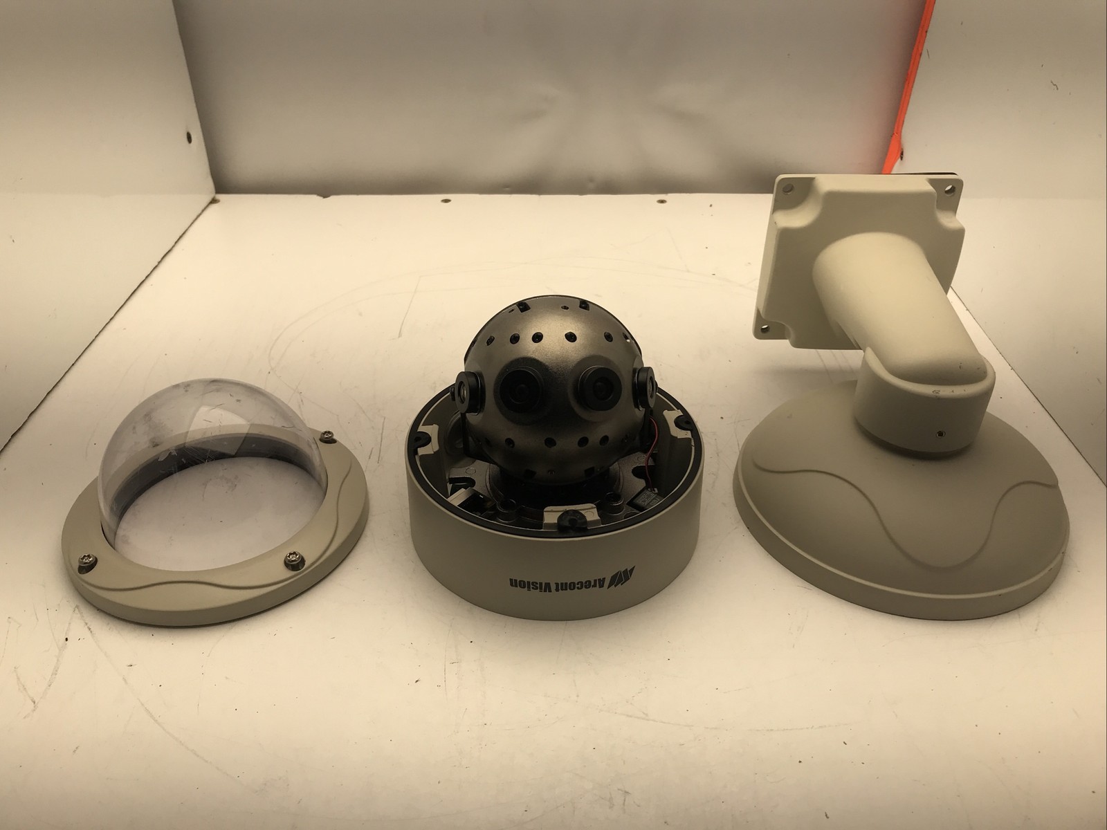 Arecont Vision 12MP H.264 Day/Night WDR 180° Panoramic IP Camera Poe with Mount