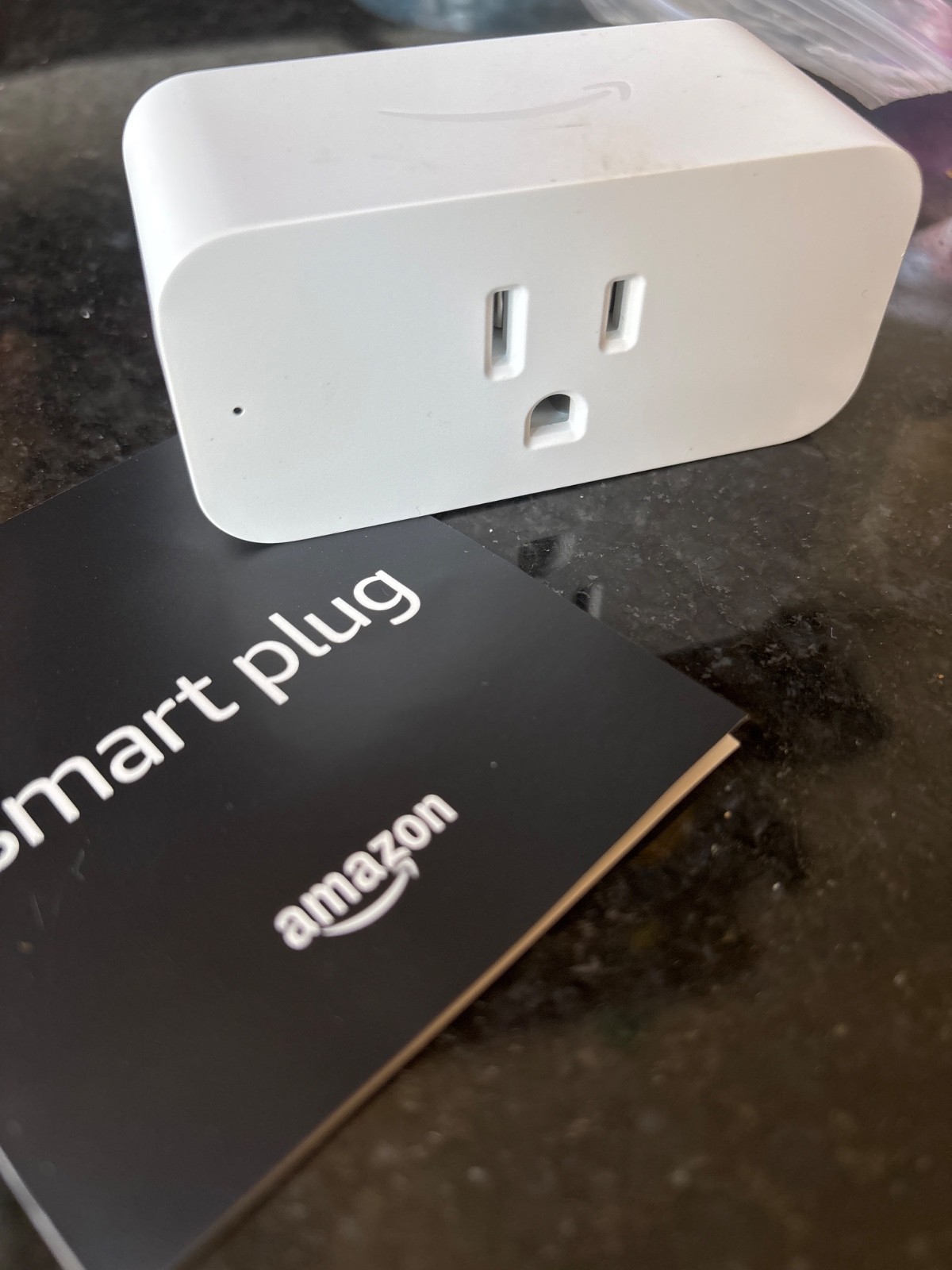 Amazon Smart Plug Works w/Alexa – White -TESTED- new condition-add it
