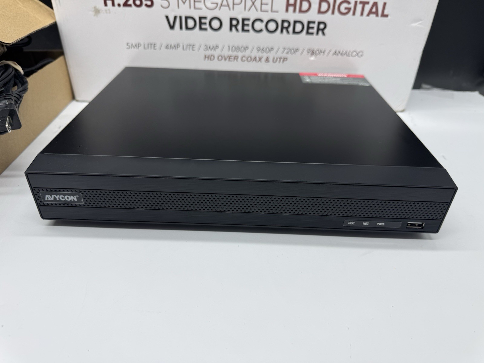 AVYCON AVR-NT508A 8CH H.265 HD-TVI DVR 5MP Security Recorder No HDD Tested